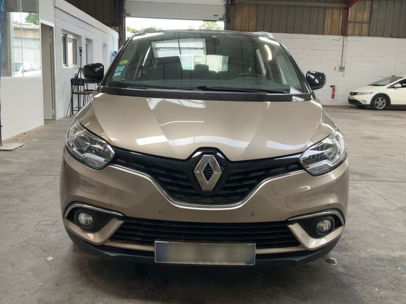 Renault Grand Scenic 1.6 dCi Energy Grand Business Edition — zdjęcie 9