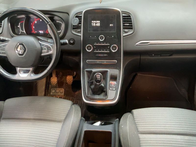 Renault Grand Scenic 1.6 dCi Energy Grand Business Edition — zdjęcie 12