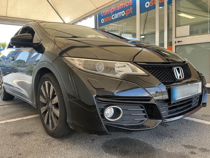 Honda Civic 1.6 DTEC Elegance — zdjęcie 8