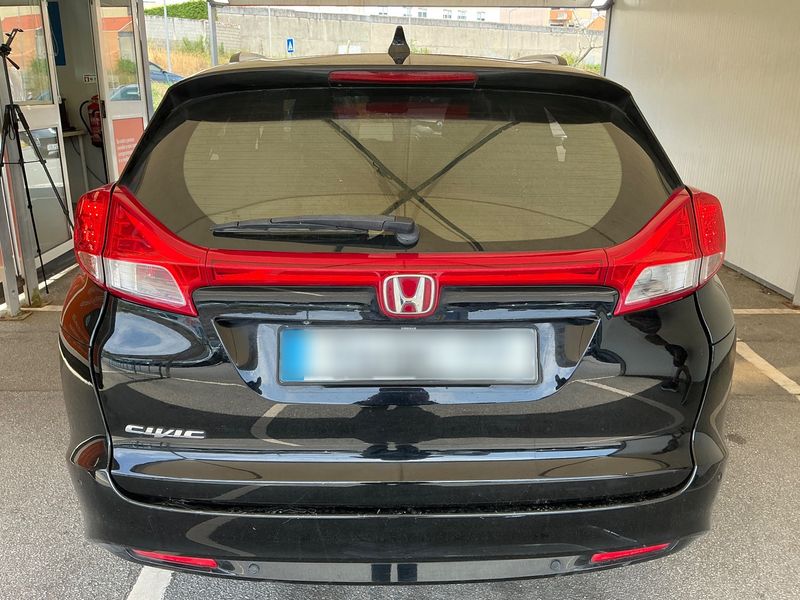 Honda Civic 1.6 DTEC Elegance — zdjęcie 5