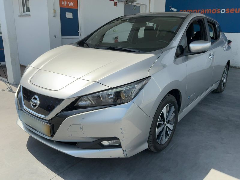 Nissan Leaf electric drive 110 kW Acenta