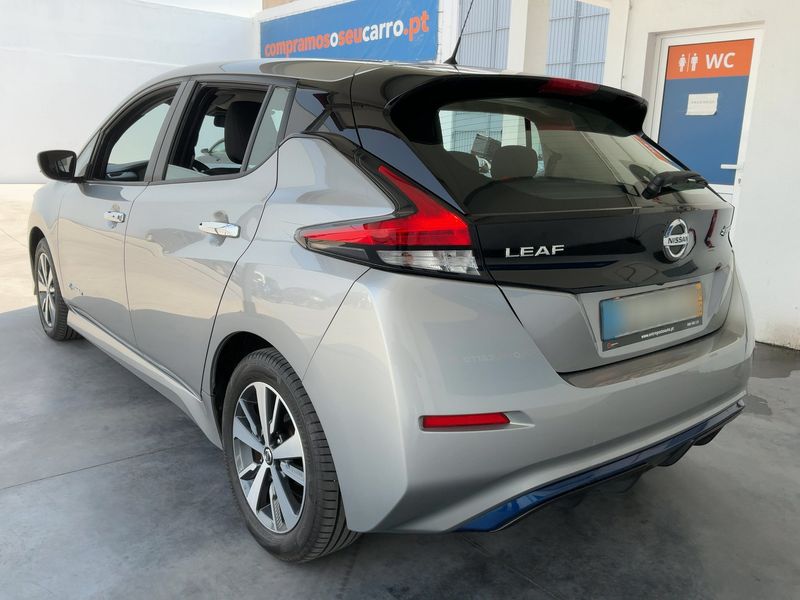 Nissan Leaf electric drive 110 kW Acenta — zdjęcie 3