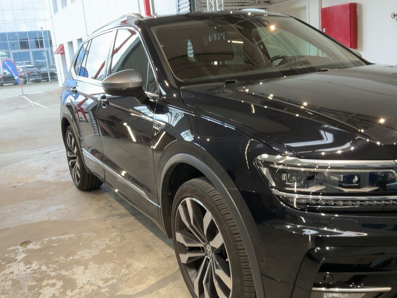 Volkswagen Tiguan Allspace 2.0 TSI Highline 4Motion — zdjęcie 8