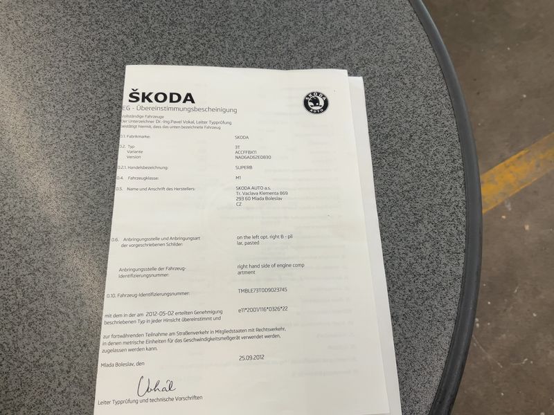 Skoda Superb 2.0 TDI Elegance 4x4 2012 – снимка 21