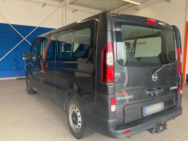 Opel Vivaro 1.6 CDTI Biturbo Combi L2H1 2,9t — zdjęcie 3