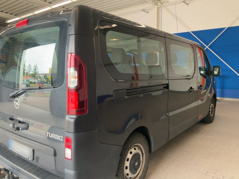 Opel Vivaro 1.6 CDTI Biturbo Combi L2H1 2,9t — zdjęcie 6