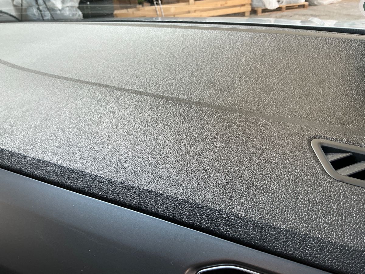 Volkswagen T-Roc 2021 — photo 25