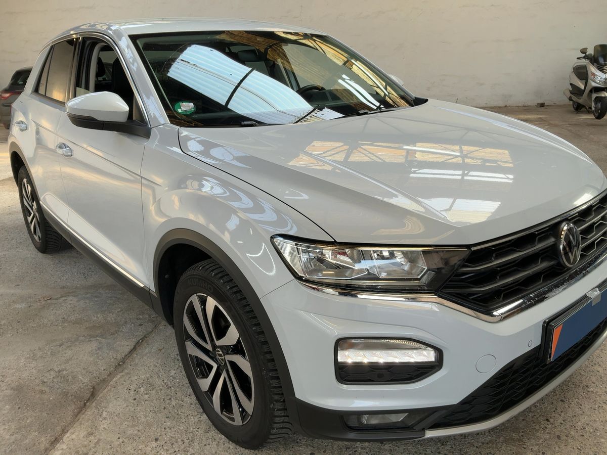 Volkswagen T-Roc 2021 — photo 13