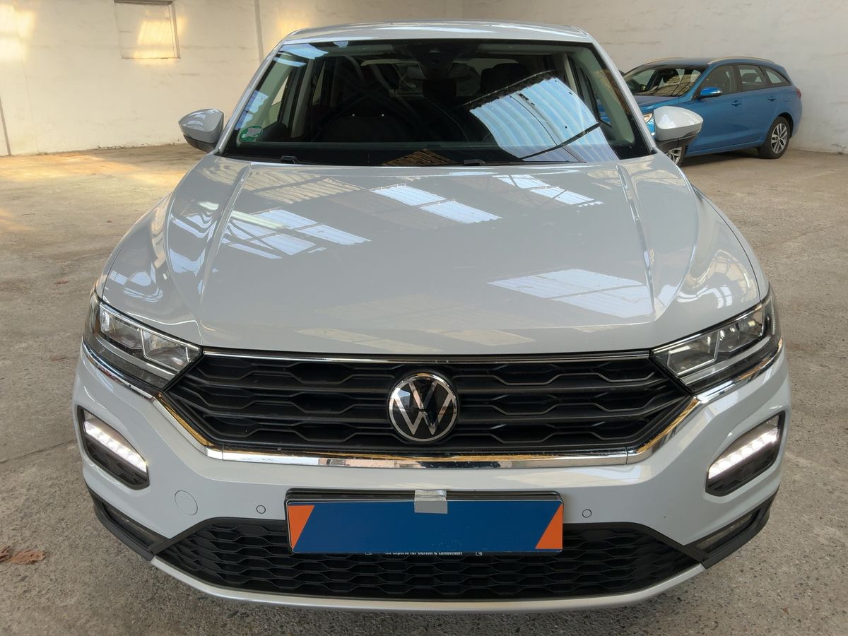 Volkswagen T-Roc 2021 — photo 15