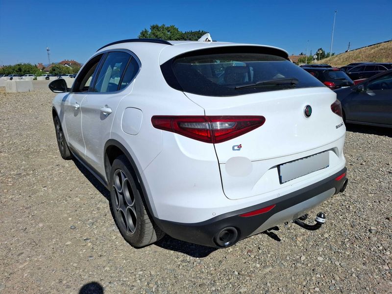 Alfa Romeo Stelvio 2.0 Turbo Super Q4 — zdjęcie 3