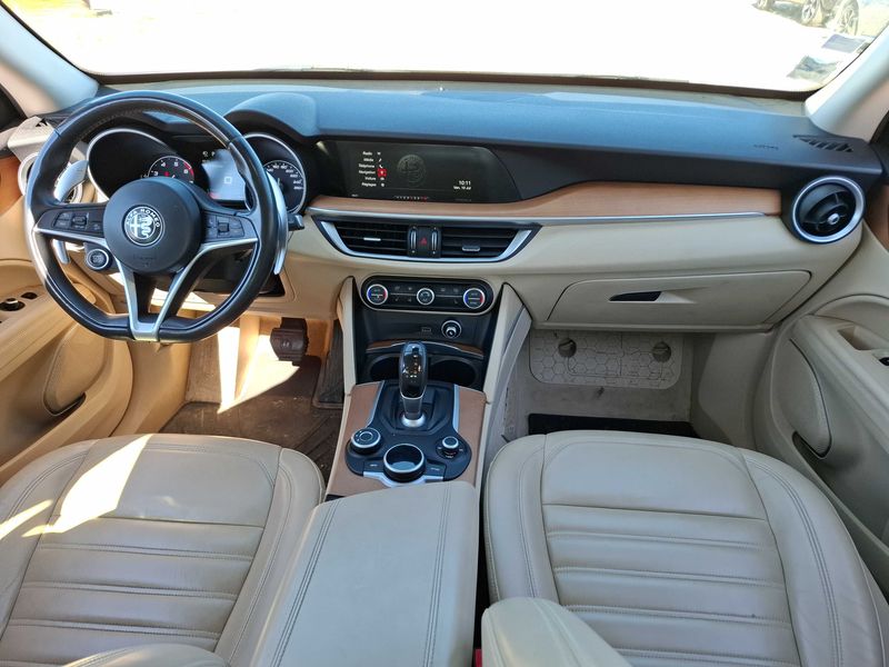 Alfa Romeo Stelvio 2.0 Turbo Super Q4 — zdjęcie 11