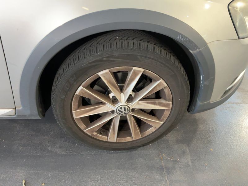 Volkswagen Passat 2.0 TDI 4Motion BlueMotion Tech 2012 – снимка 11