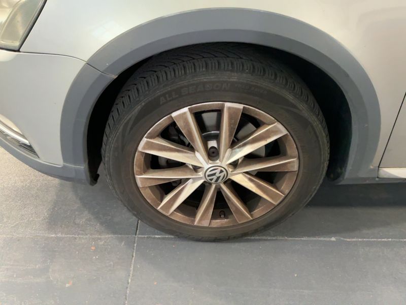 Volkswagen Passat 2.0 TDI 4Motion BlueMotion Tech 2012 – снимка 3