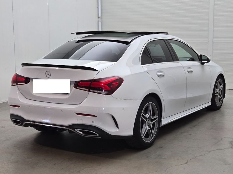Mercedes-Benz A-Klasse Limousine A 180 d AMG Line — zdjęcie 3