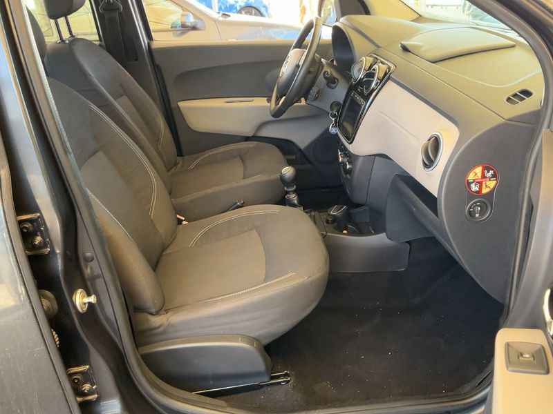 Dacia Lodgy 1.5 dCi Diesel Laureate — zdjęcie 11