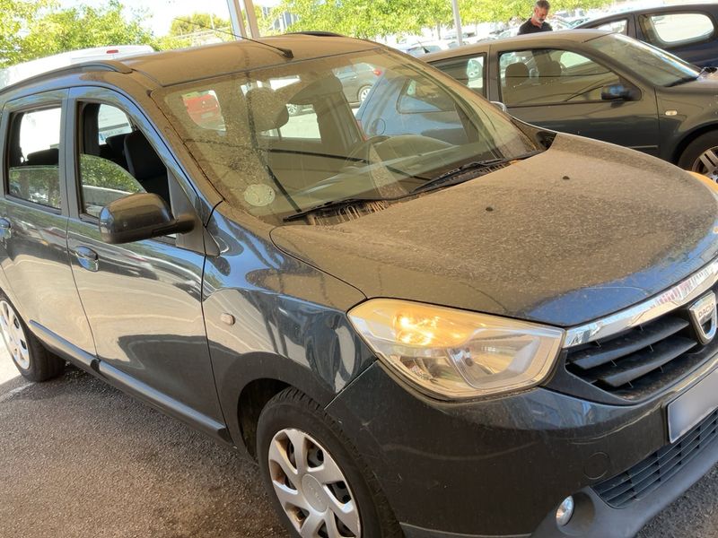 Dacia Lodgy 1.5 dCi Diesel Laureate — zdjęcie 8