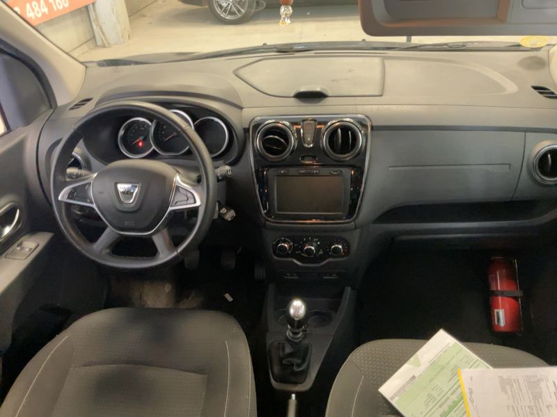Dacia Lodgy 1.5 Blue dCi Essentiel — zdjęcie 12