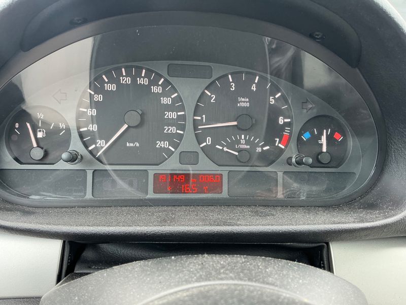 BMW 3er 320i — zdjęcie 4