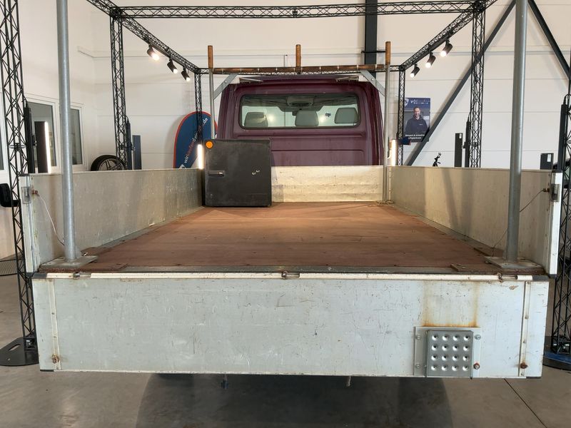 Volkswagen Crafter 2.5 TDI DPF Pritsche 35 mittlerer Radstand 2010 – снимка 15
