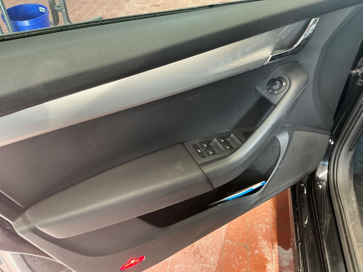 Skoda Octavia 2013 — photo 33