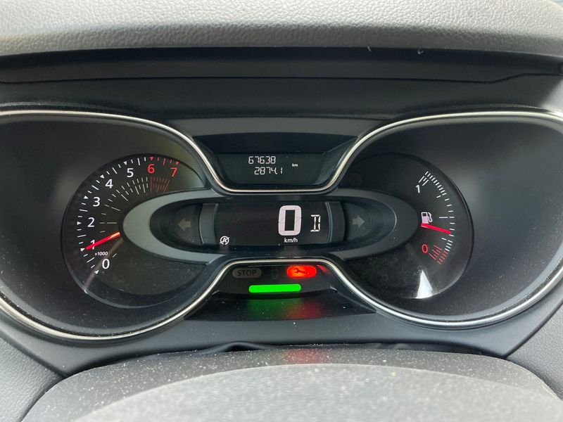 Renault Captur 1.2 TCe Initiale Paris — zdjęcie 13