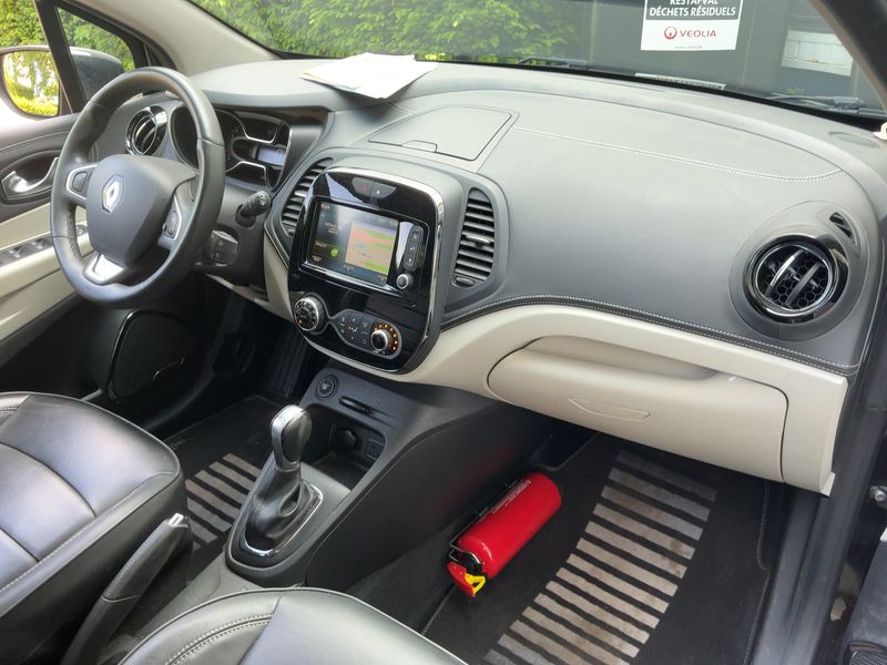 Renault Captur 1.2 TCe Initiale Paris — zdjęcie 12