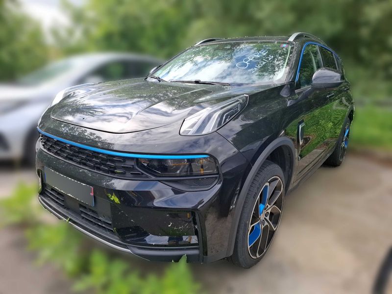 Lynk & Co 01 1.5 Plug-in Hybrid — zdjęcie 1