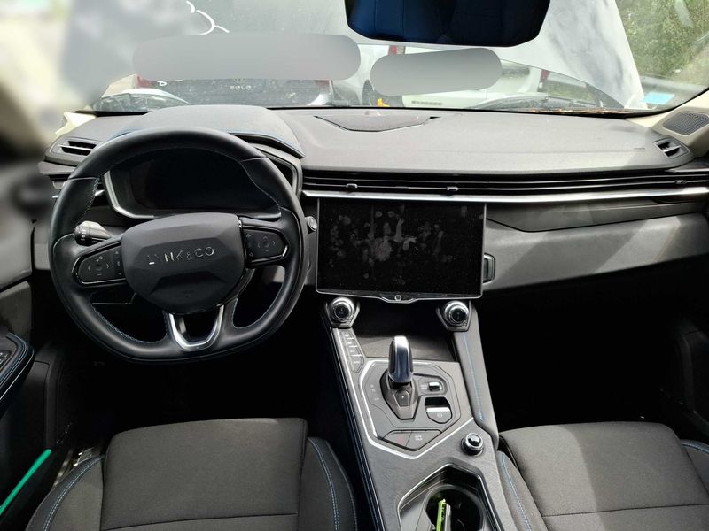 Lynk & Co 01 1.5 Plug-in Hybrid — zdjęcie 11