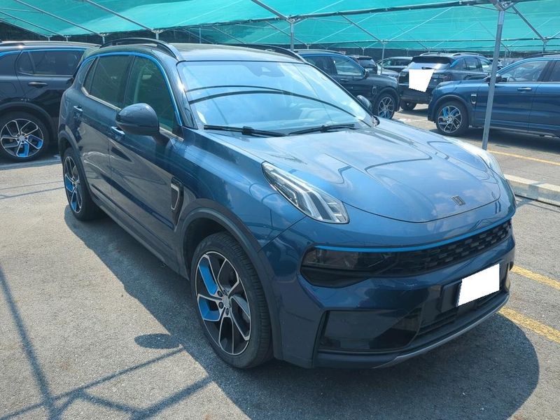 Lynk & Co 01 1.5 Plug-in Hybrid — zdjęcie 6