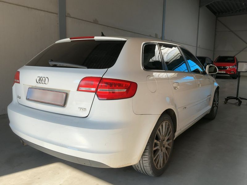 Audi A3 Sportback 1.6 TDI Ambition — zdjęcie 6