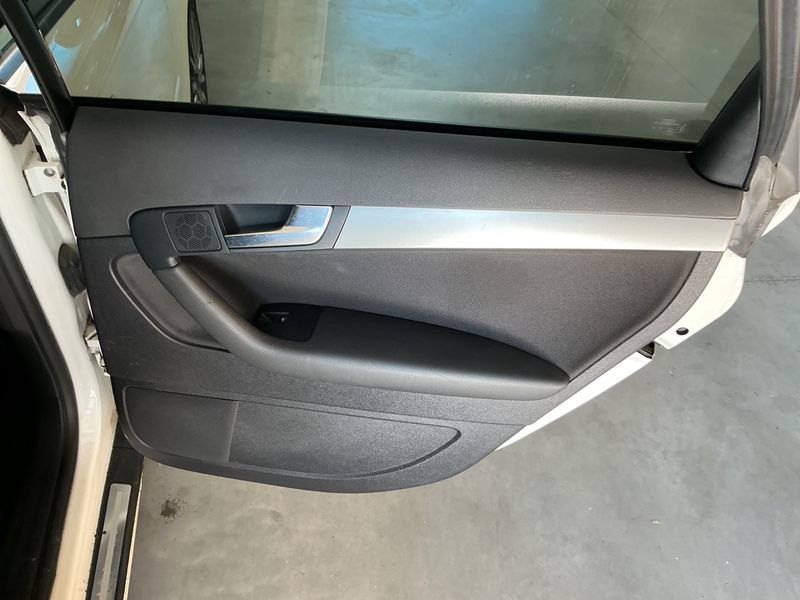Audi A3 Sportback 1.6 TDI Ambition 2009 – снимка 38