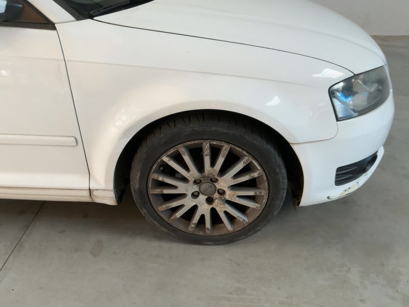 Audi A3 Sportback 1.6 TDI Ambition 2009 – снимка 11