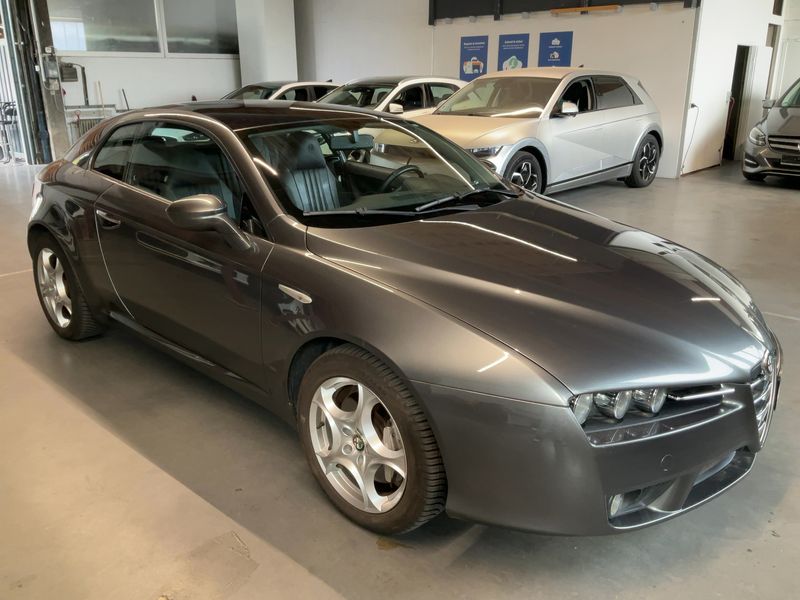 Alfa Romeo Alfa Brera 3.2 JTS V6 Sky View Q4 — zdjęcie 8