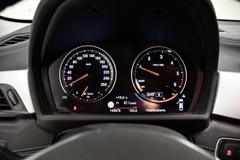 BMW X2 sDrive 16d — zdjęcie 12