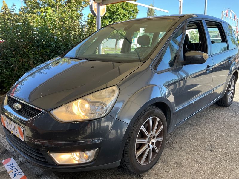 Ford Galaxy 1.8 TDCi Trend — zdjęcie 1