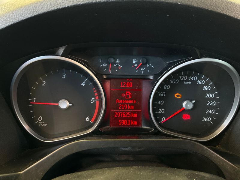 Ford Galaxy 1.8 TDCi Trend — zdjęcie 4