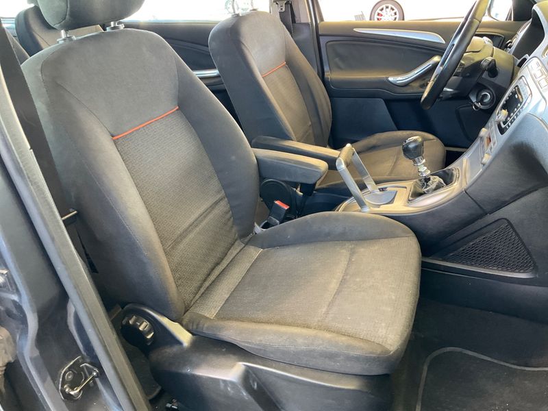 Ford Galaxy 1.8 TDCi Trend — zdjęcie 3