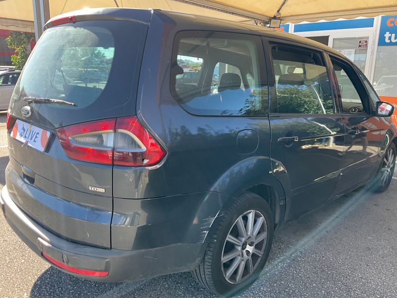Ford Galaxy 1.8 TDCi Trend — zdjęcie 2