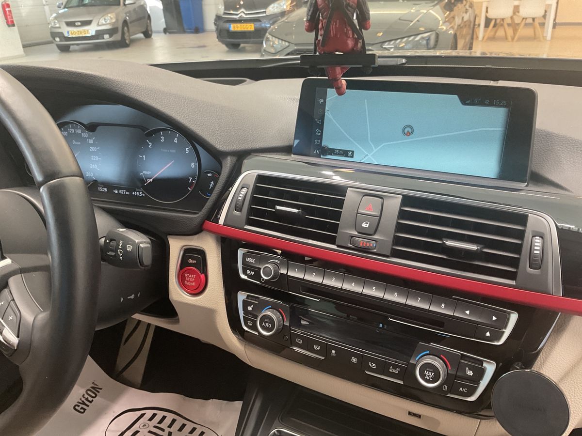 BMW 3er 2017 — photo 25