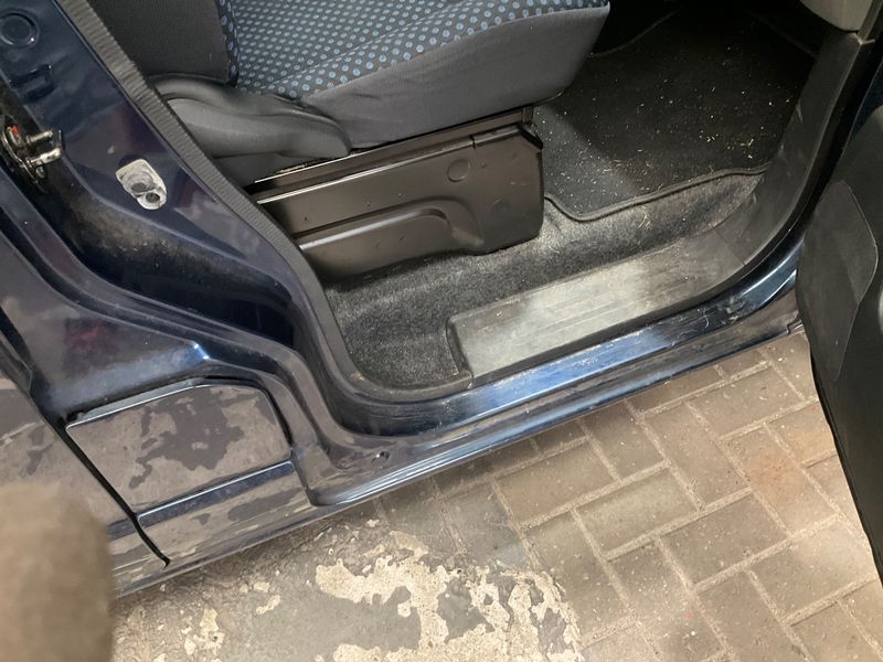 Nissan NV200 Evalia 1.6 Evalia Premium 2012 – снимка 33