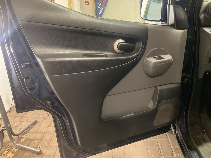 Nissan NV200 Evalia 1.6 Evalia Premium 2012 – снимка 41