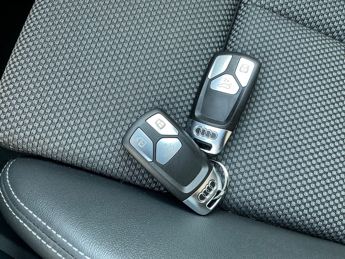 Audi Q5 2021 — photo 26