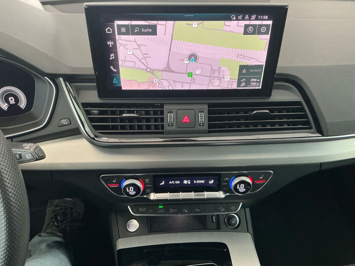Audi Q5 2021 — photo 25