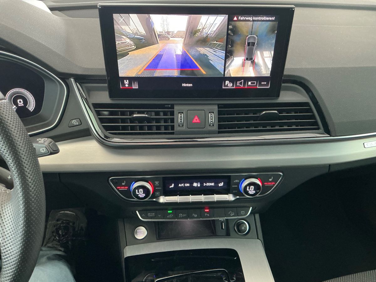 Audi Q5 2021 — photo 24