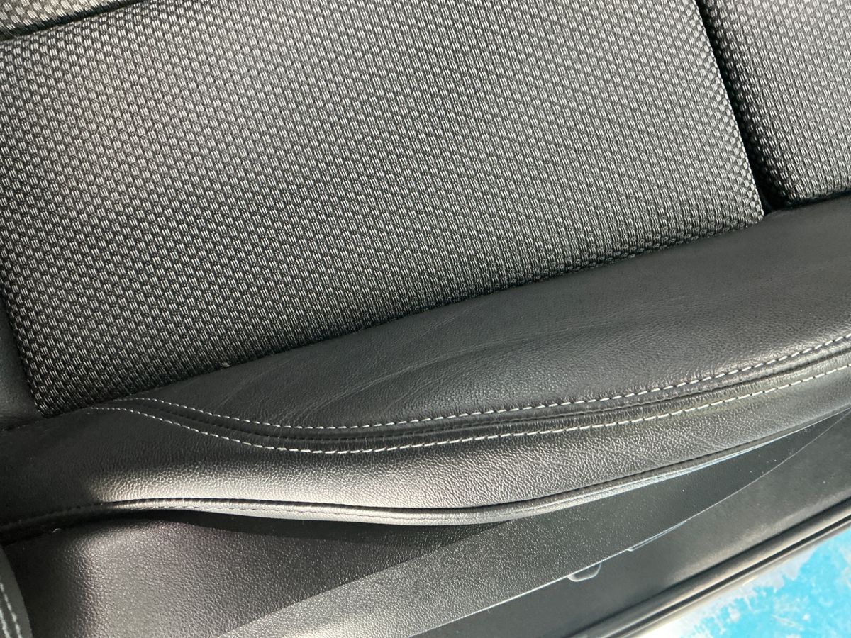 Audi Q5 2021 — photo 22