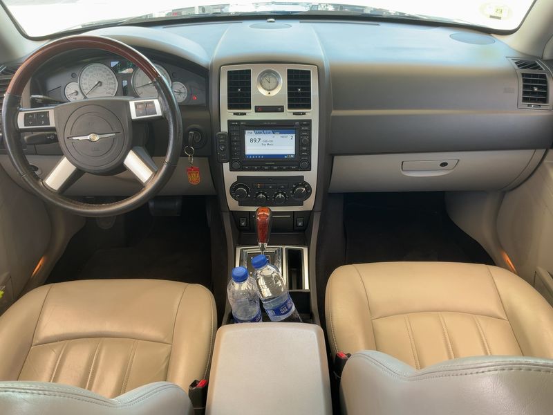 Chrysler 300 C 3.0 CRD — zdjęcie 12