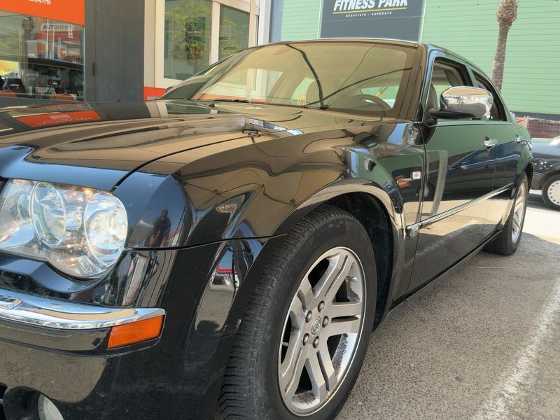 Chrysler 300 C 3.0 CRD — zdjęcie 2