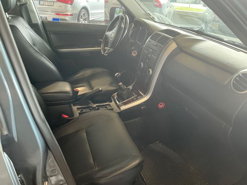 Suzuki Grand Vitara 1.9 DDiS Comfort — zdjęcie 3