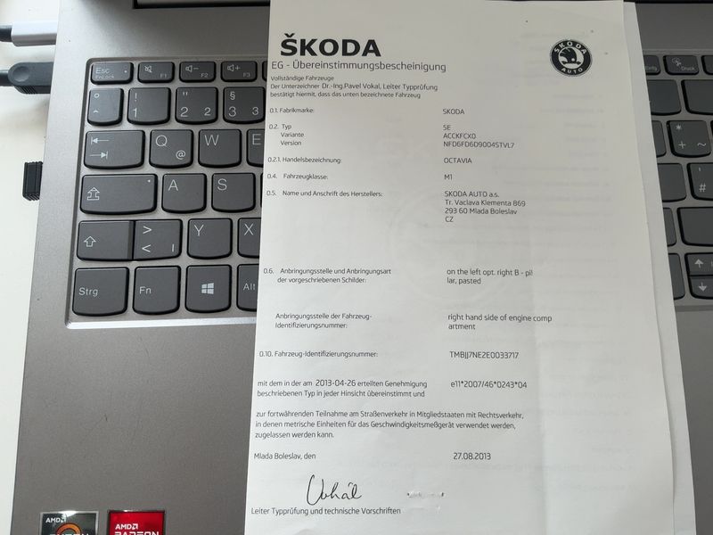 Skoda Octavia 2.0 TDI Ambition — zdjęcie 16