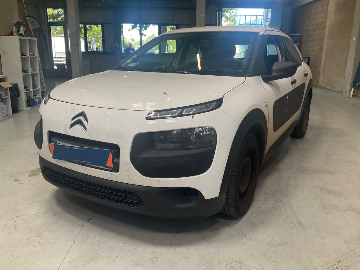 Citroen C4 2015 — photo 1